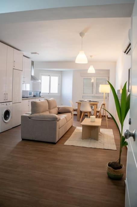 California Apartament Duenas Seville Exterior photo